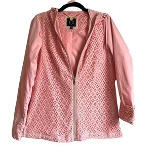 C. Wonder Water Resistant Packable Jacket Hooded Lace Overlay & bag included.